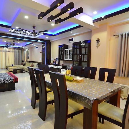 Hotel Tulip Residency Dibrugarh Esterno foto