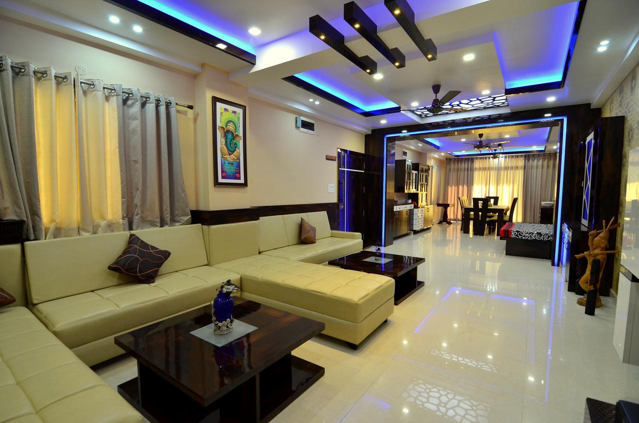 Hotel Tulip Residency Dibrugarh Esterno foto